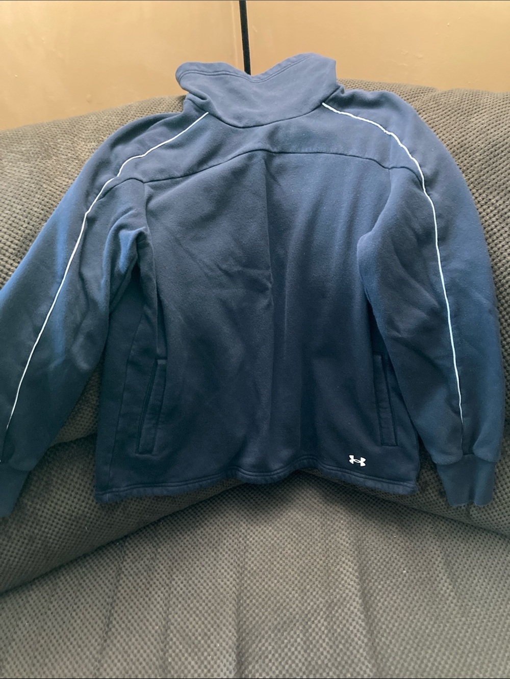 Under Armour Dark Black Fleece cowl neck  with White Piping size M